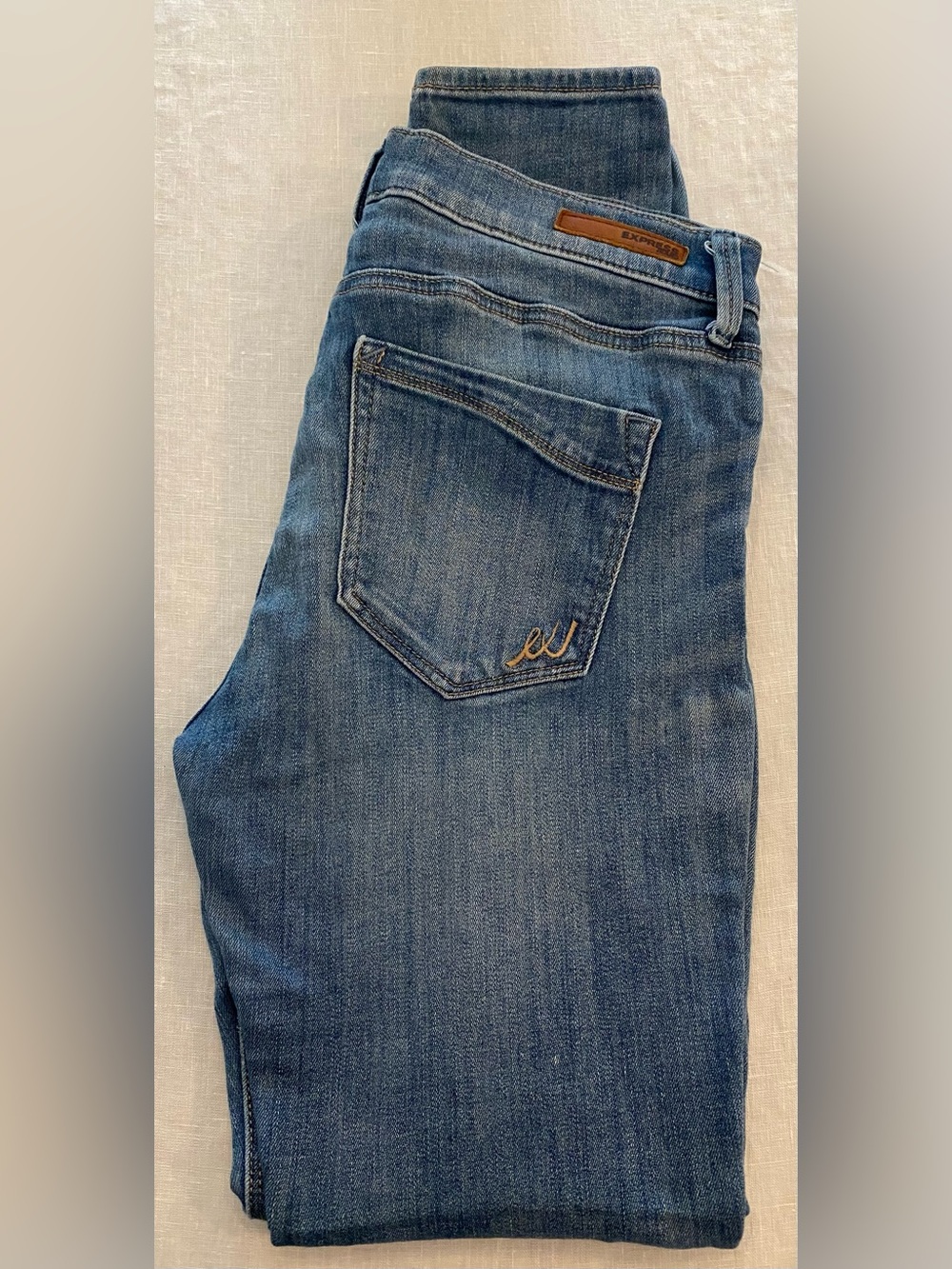 Express Mid-Rise Legging Jeans